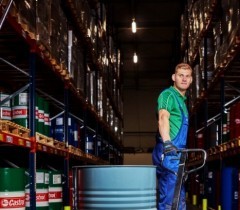 Przygotowywania wymagały oleje  Drive+ dostarczane do warsztatów samochodowych, obsługiwanych przez Inter PARTS